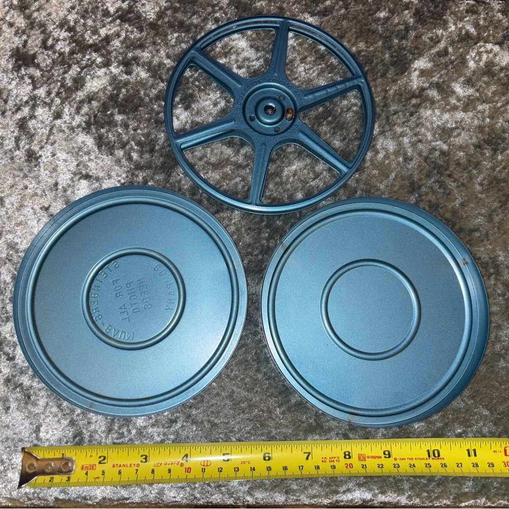 Film reel and canister
